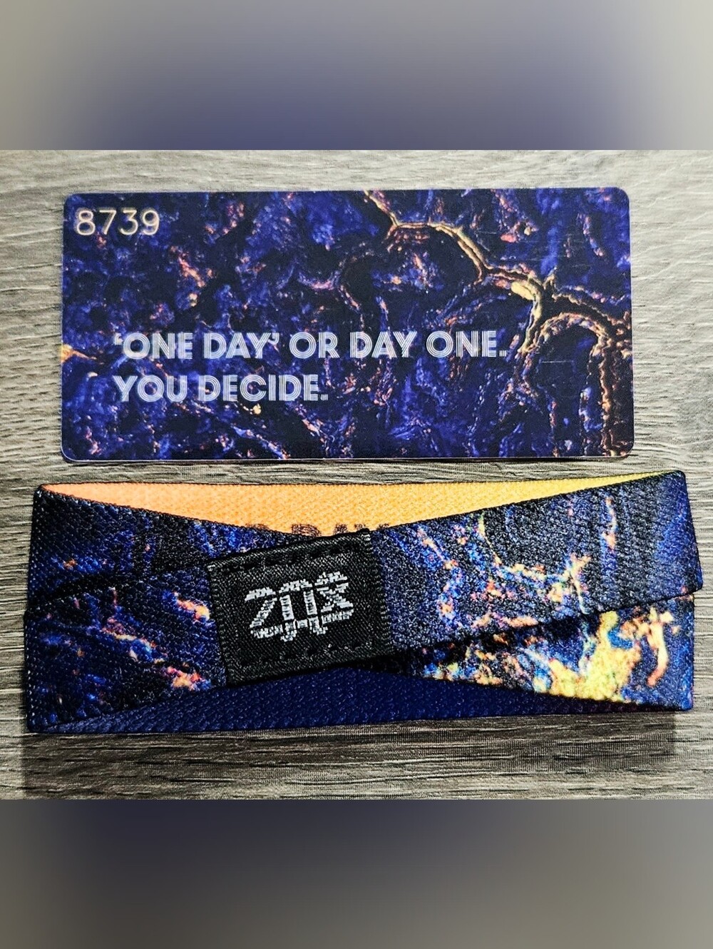 ZOX "ONE DAY OR DAY ONE" #8739 New medium VINTAGE DOUBLE collectible wristband